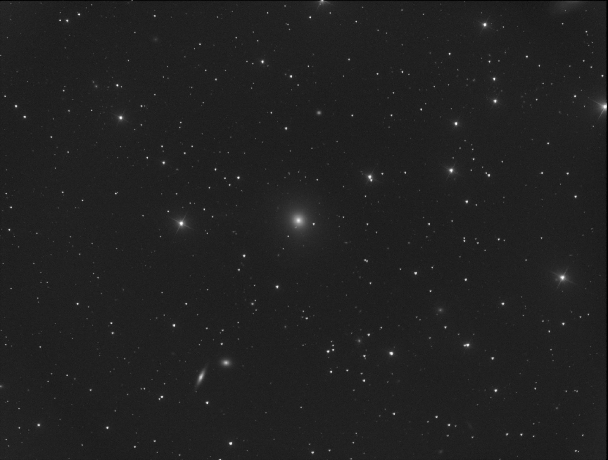 Messier 89 dans la Vierge